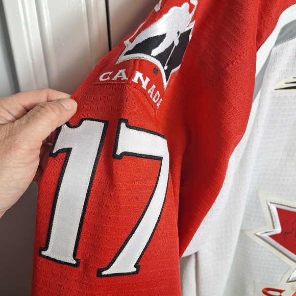 Autographed Vintage Brind'Amour Canadian Hockey Jersey #17 - Picture 4 of 5